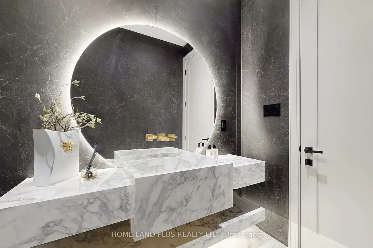 127, Ridley, Bedford Park-Nortown, Toronto