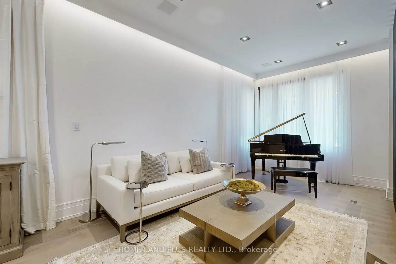 127, Ridley, Bedford Park-Nortown, Toronto