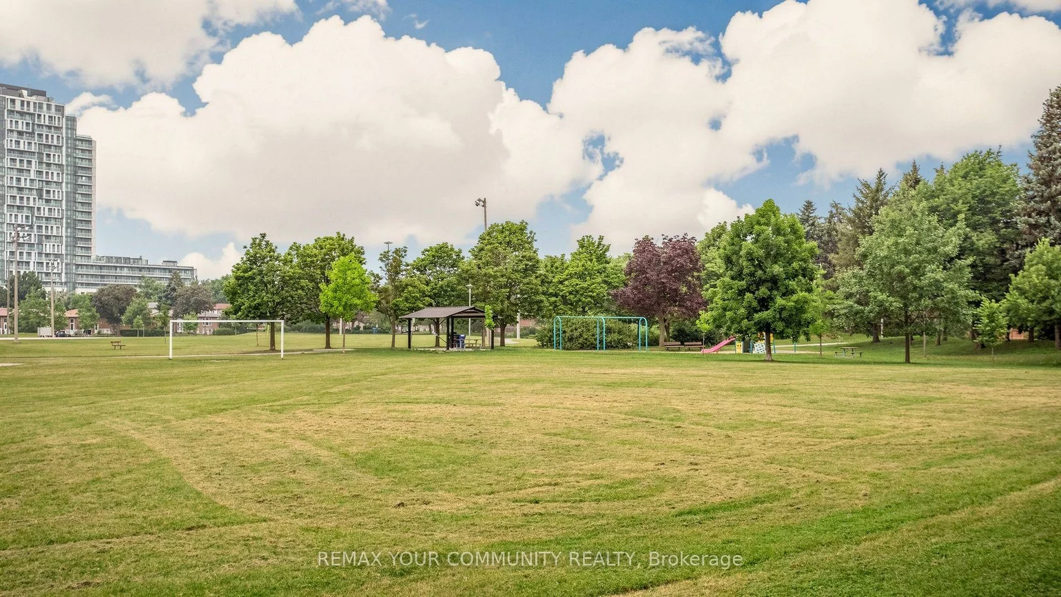 48, Crossbow, Pleasant View, Toronto