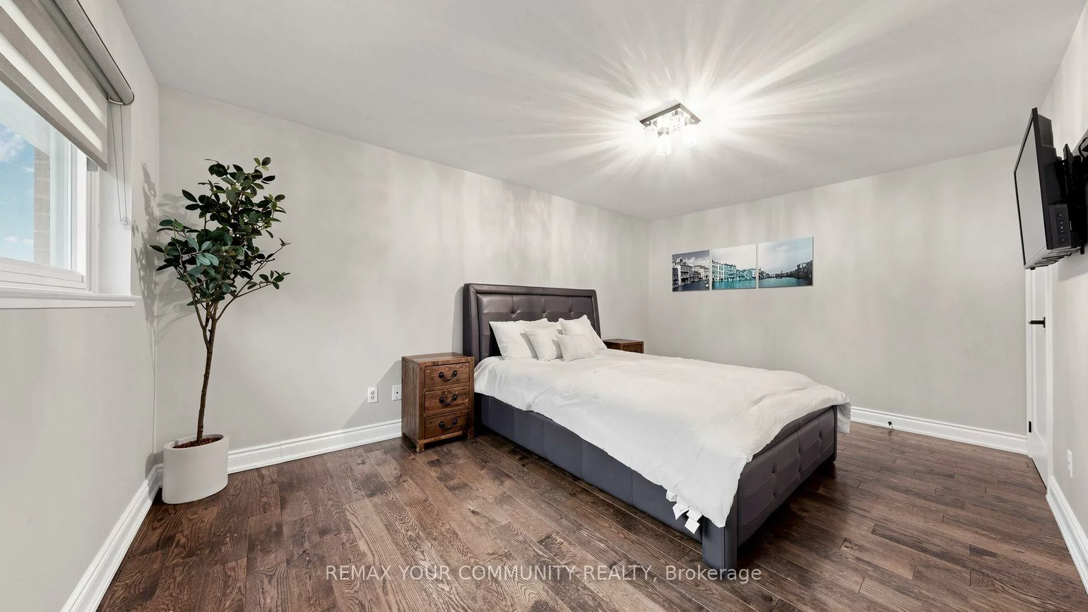 48, Crossbow, Pleasant View, Toronto