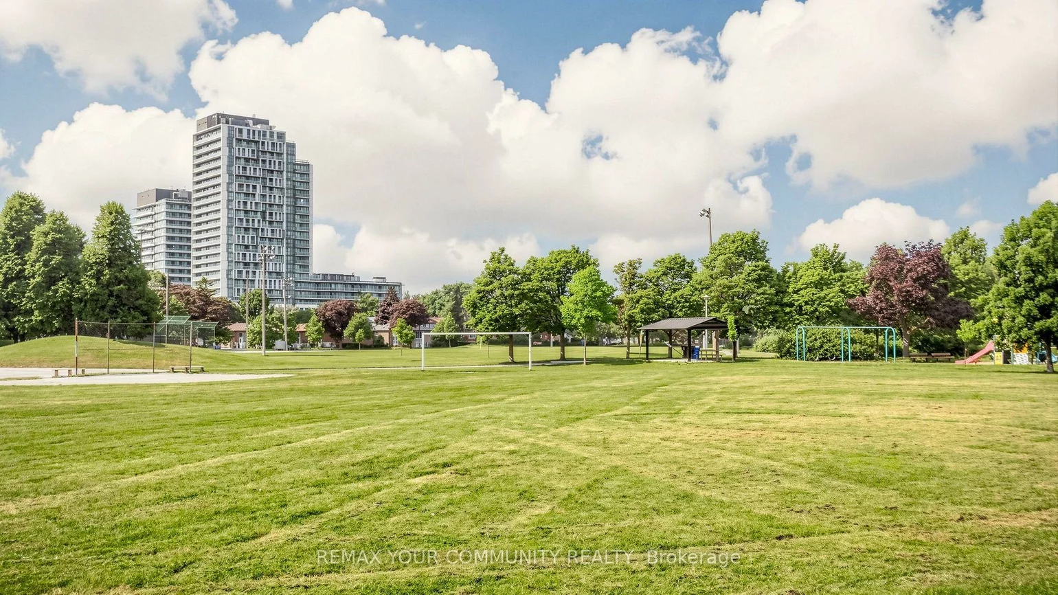 48, Crossbow, Pleasant View, Toronto