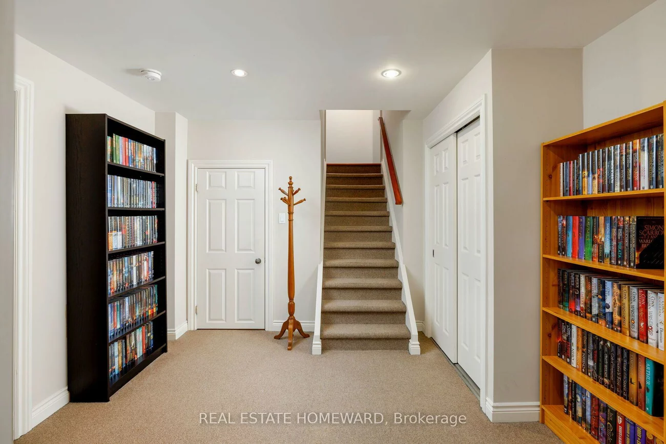 25, Talwood, Banbury-Don Mills, Toronto