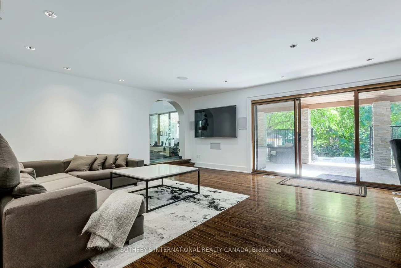 21, Denver, Henry Farm, Toronto