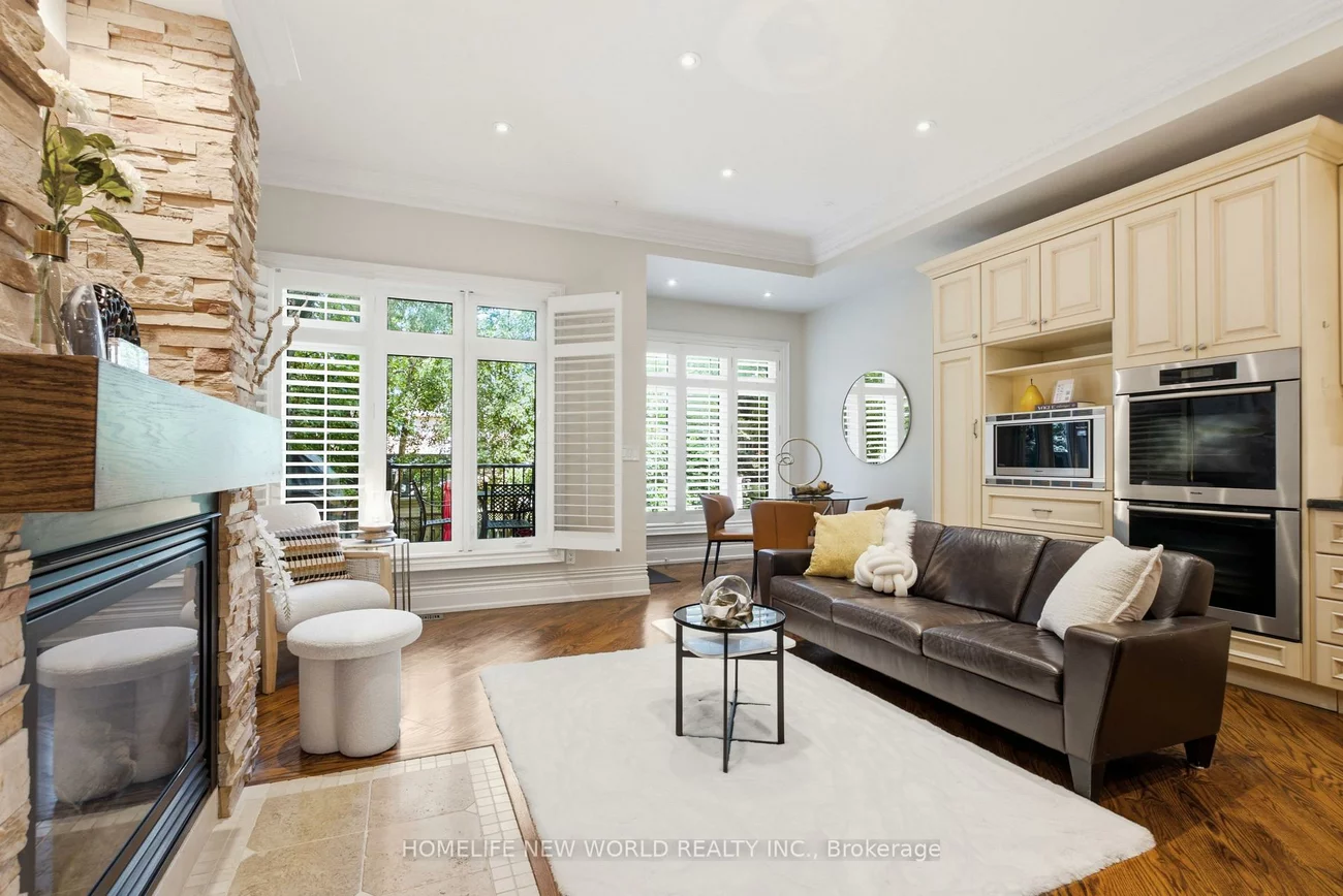 412, Deloraine, Bedford Park-Nortown, Toronto