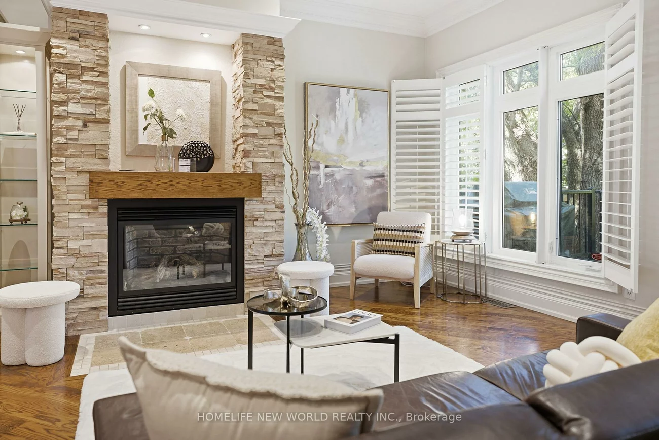 412, Deloraine, Bedford Park-Nortown, Toronto