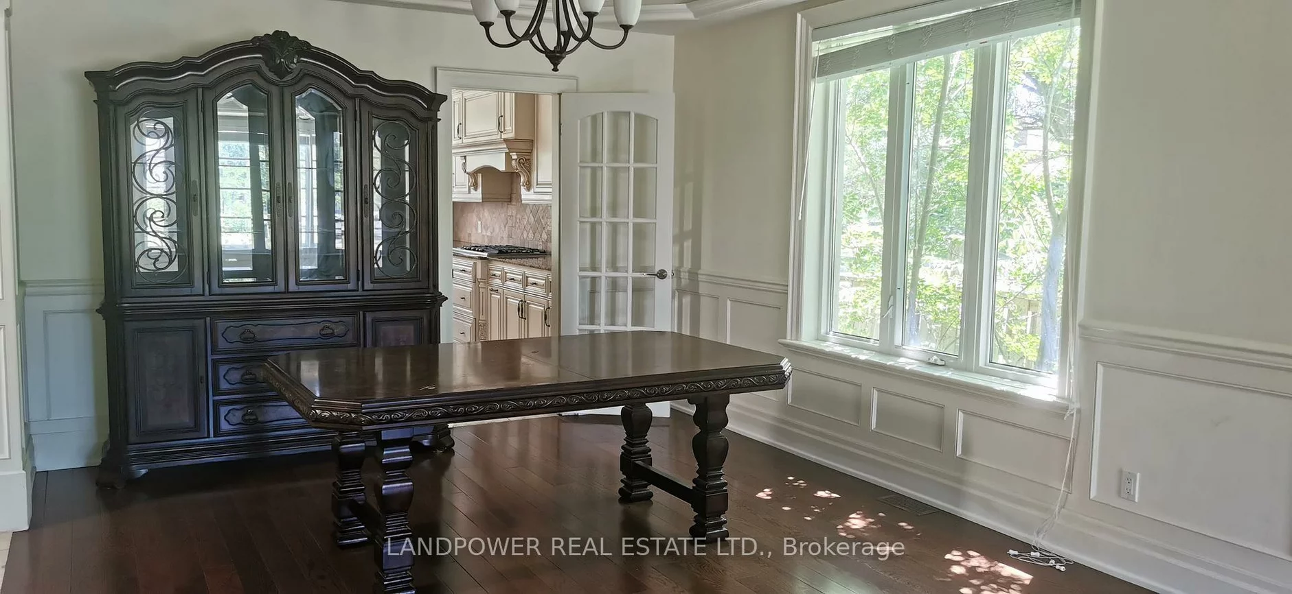 33, Bevdale, Willowdale West, Toronto