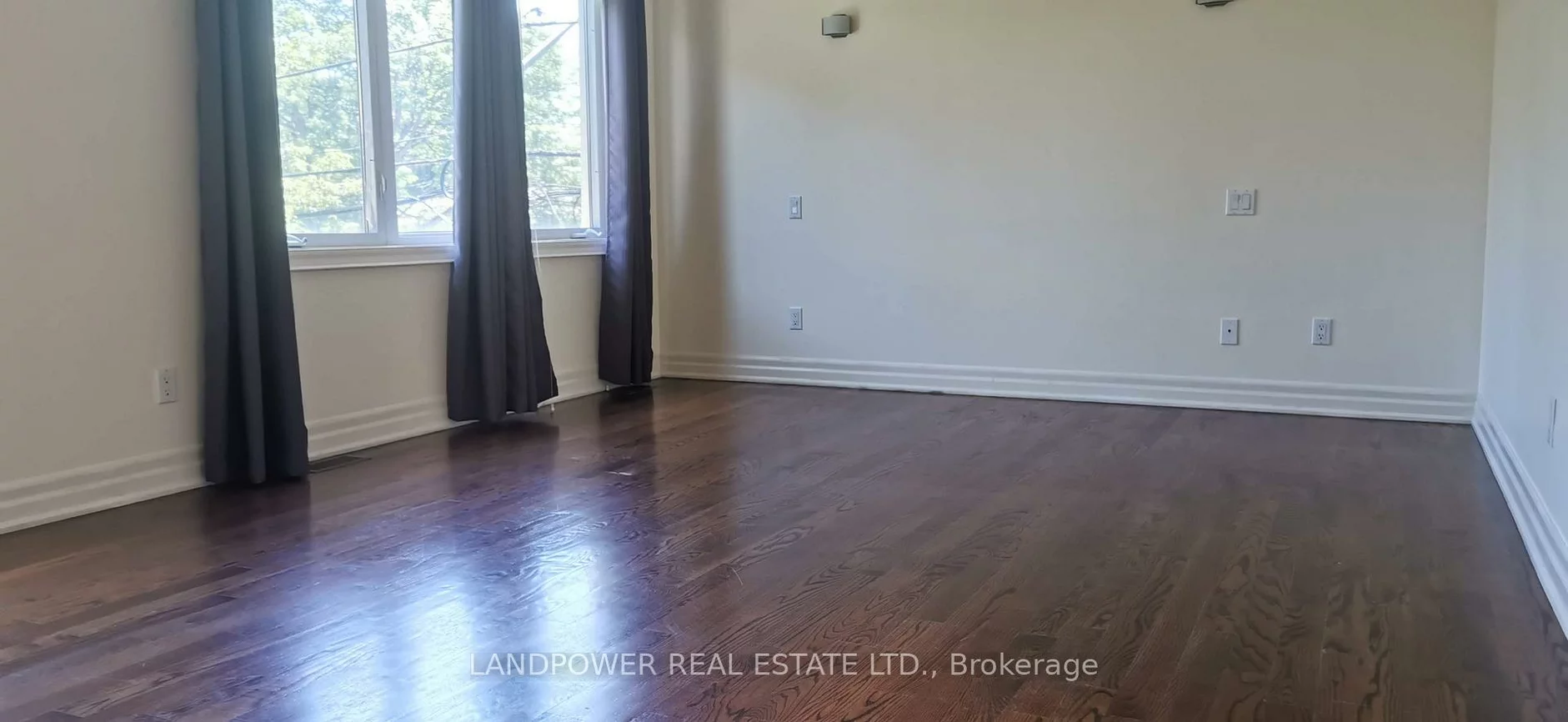 33, Bevdale, Willowdale West, Toronto