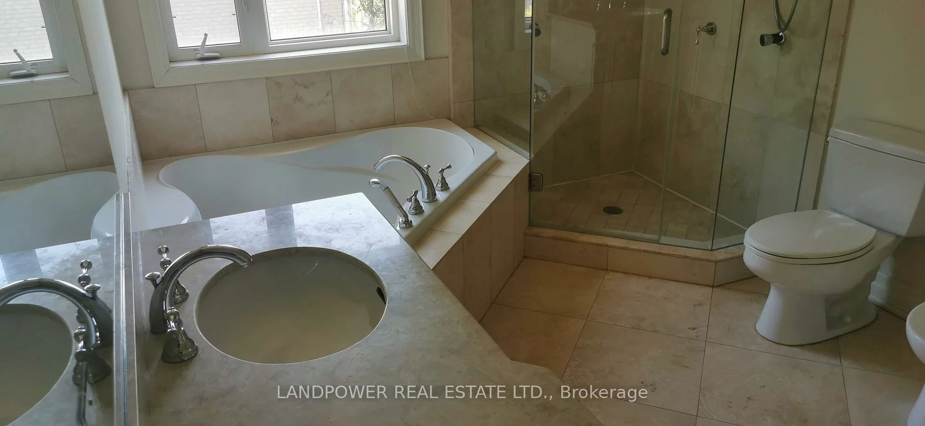 33, Bevdale, Willowdale West, Toronto