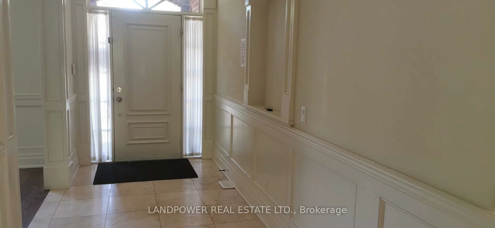 33, Bevdale, Willowdale West, Toronto