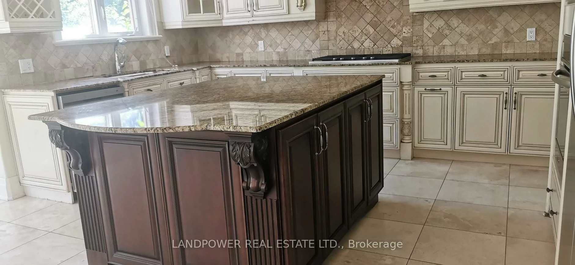 33, Bevdale, Willowdale West, Toronto