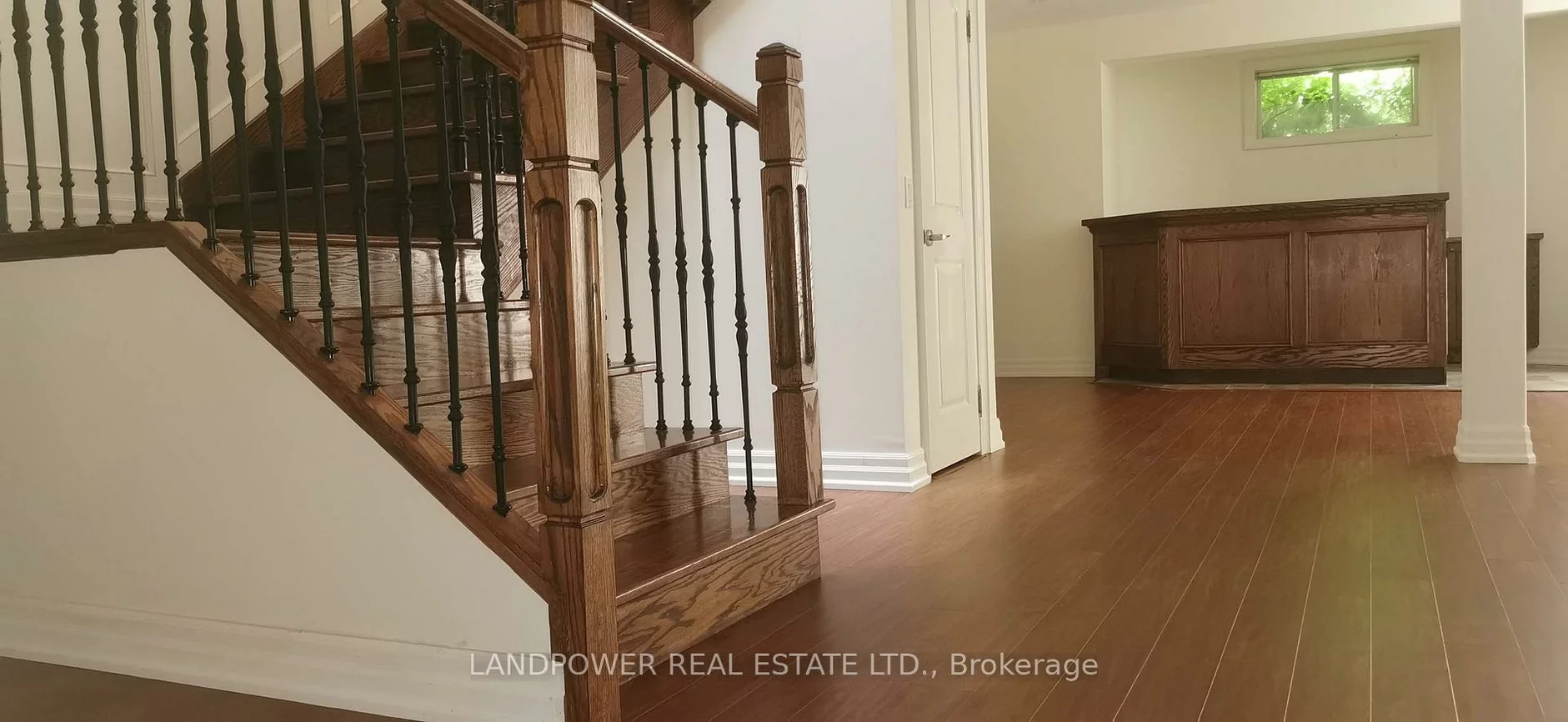 33, Bevdale, Willowdale West, Toronto