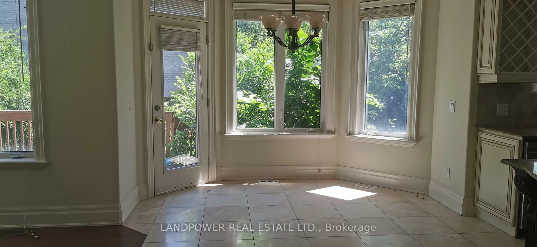 33, Bevdale, Willowdale West, Toronto