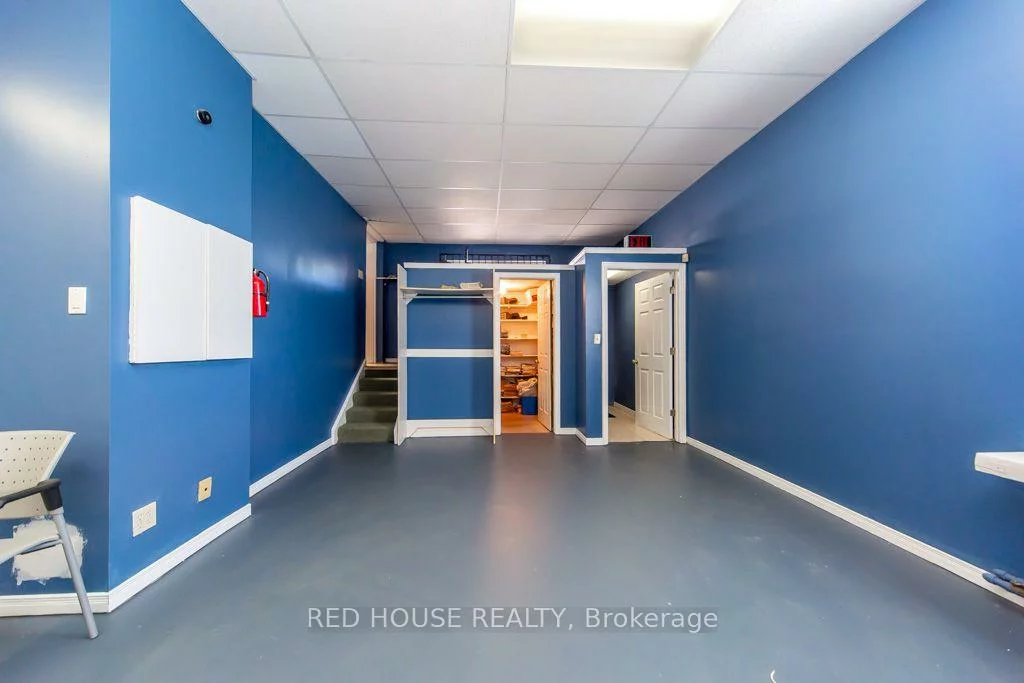 658, Vaughan, Oakwood Village, Toronto
