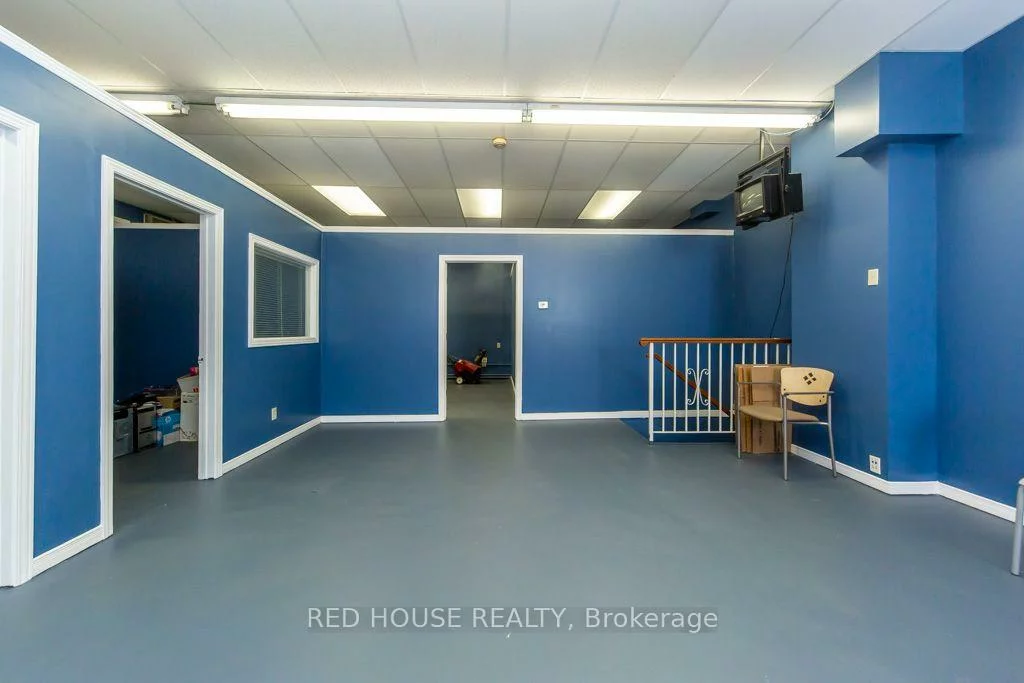 658, Vaughan, Oakwood Village, Toronto