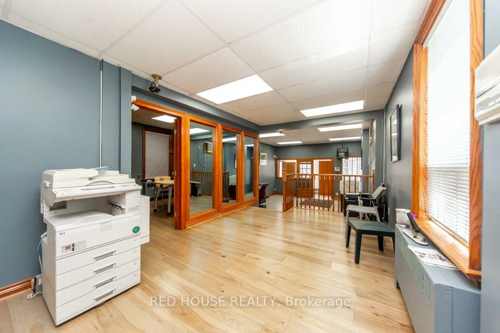 658, Vaughan, Oakwood Village, Toronto