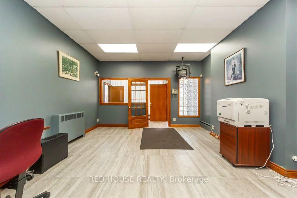 658, Vaughan, Oakwood Village, Toronto