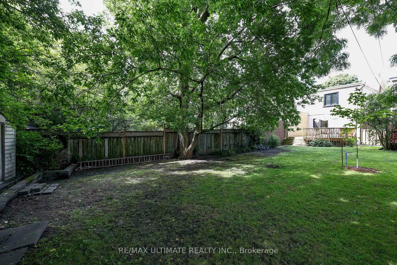 29, Falcon, Mount Pleasant East, Toronto