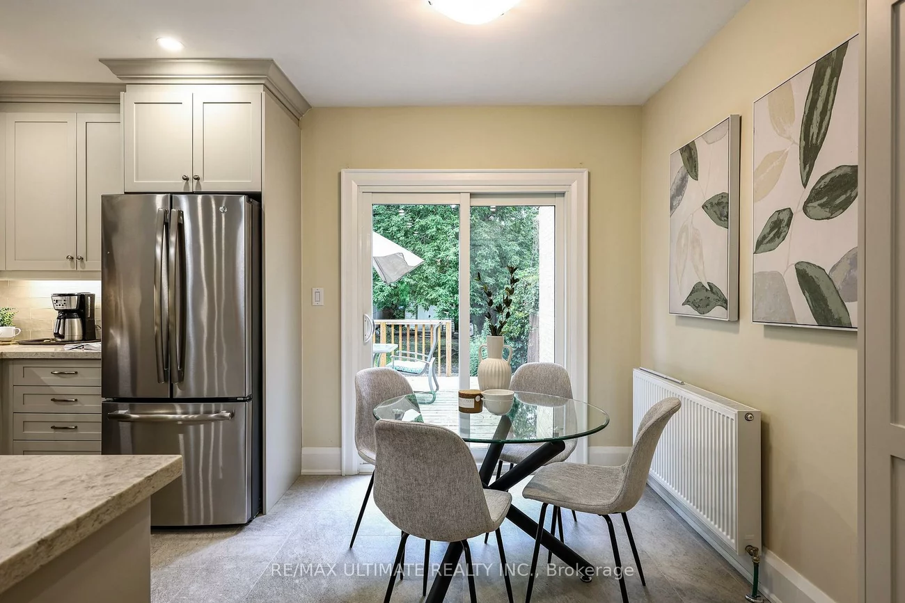 29, Falcon, Mount Pleasant East, Toronto