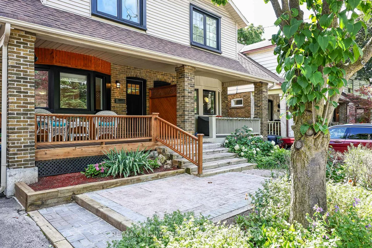29, Falcon, Mount Pleasant East, Toronto