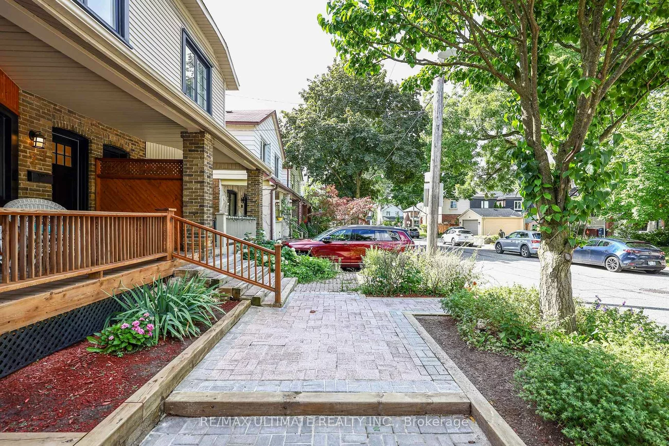 29, Falcon, Mount Pleasant East, Toronto