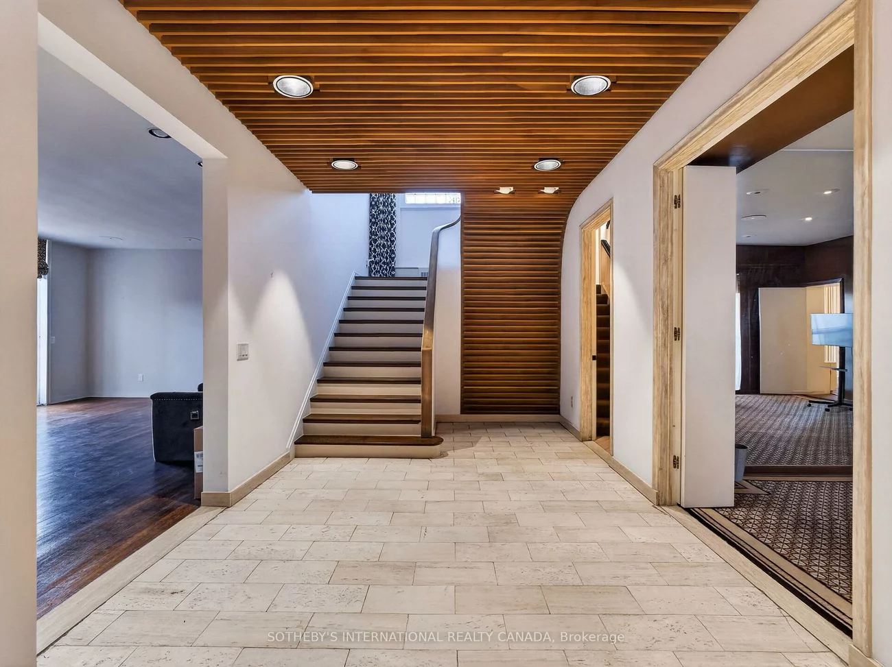 39, Burton, Forest Hill South, Toronto