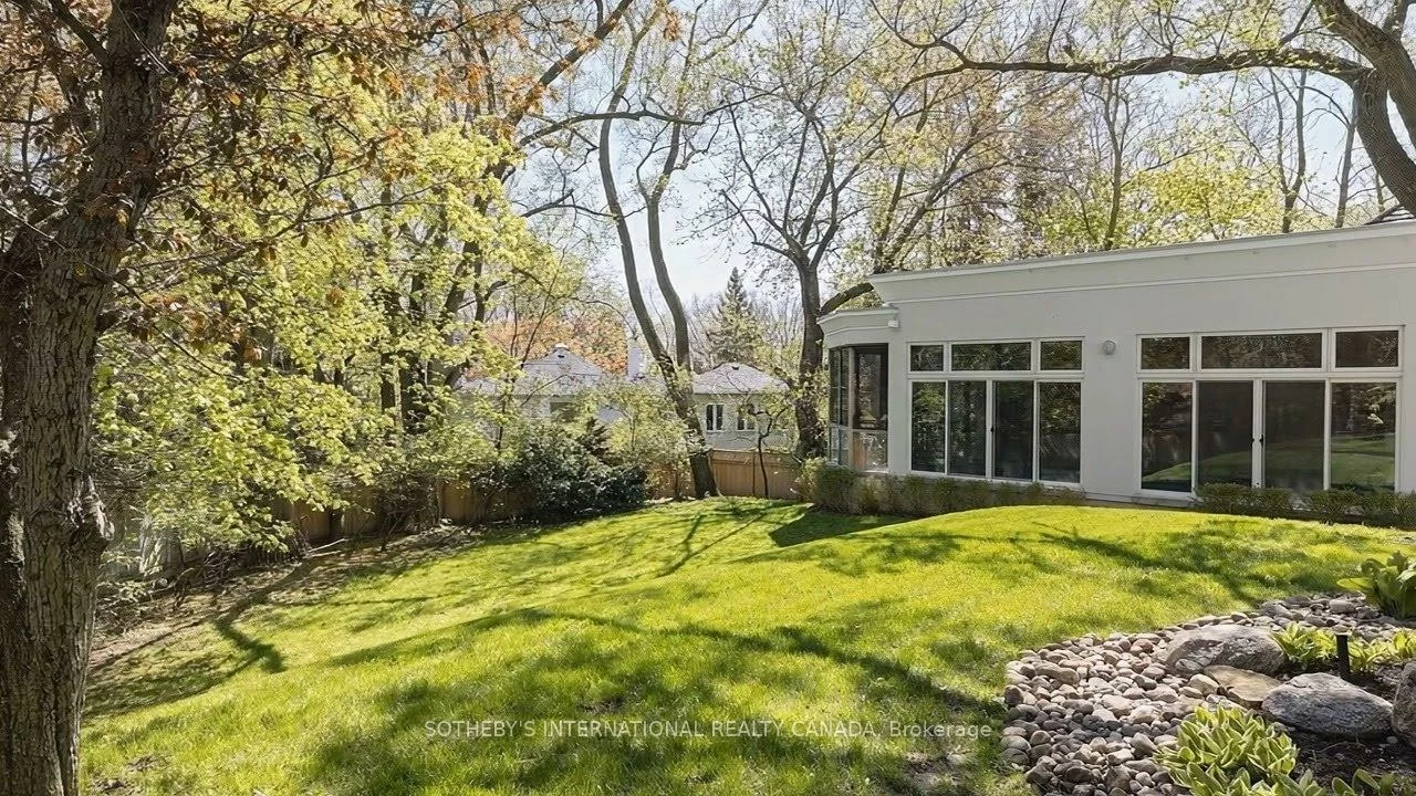 39, Burton, Forest Hill South, Toronto
