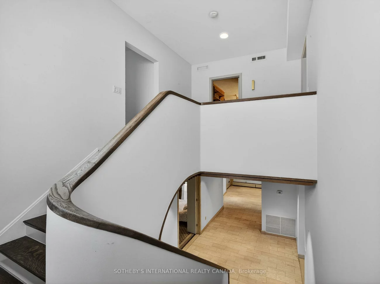 39, Burton, Forest Hill South, Toronto