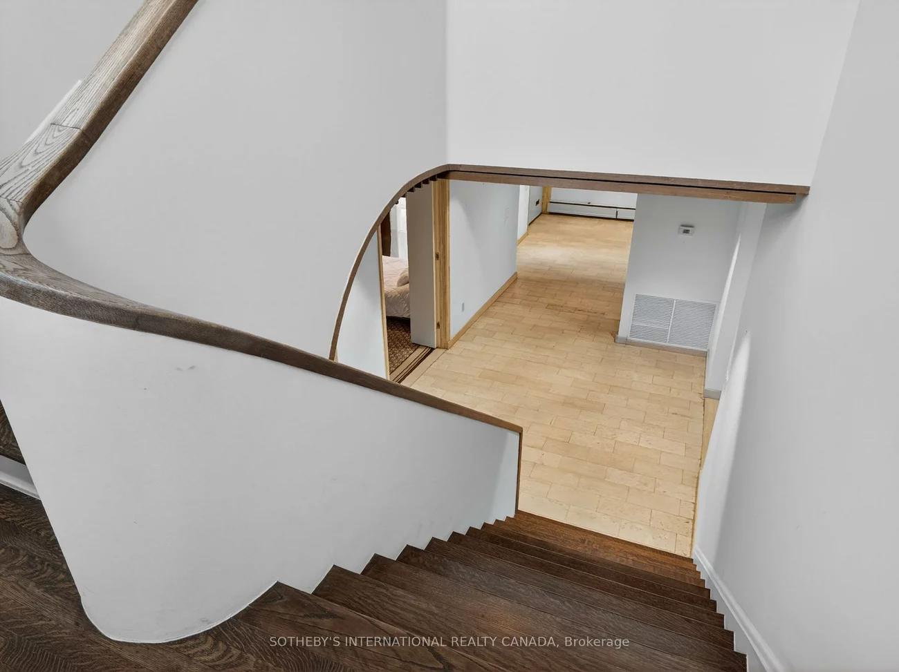 39, Burton, Forest Hill South, Toronto