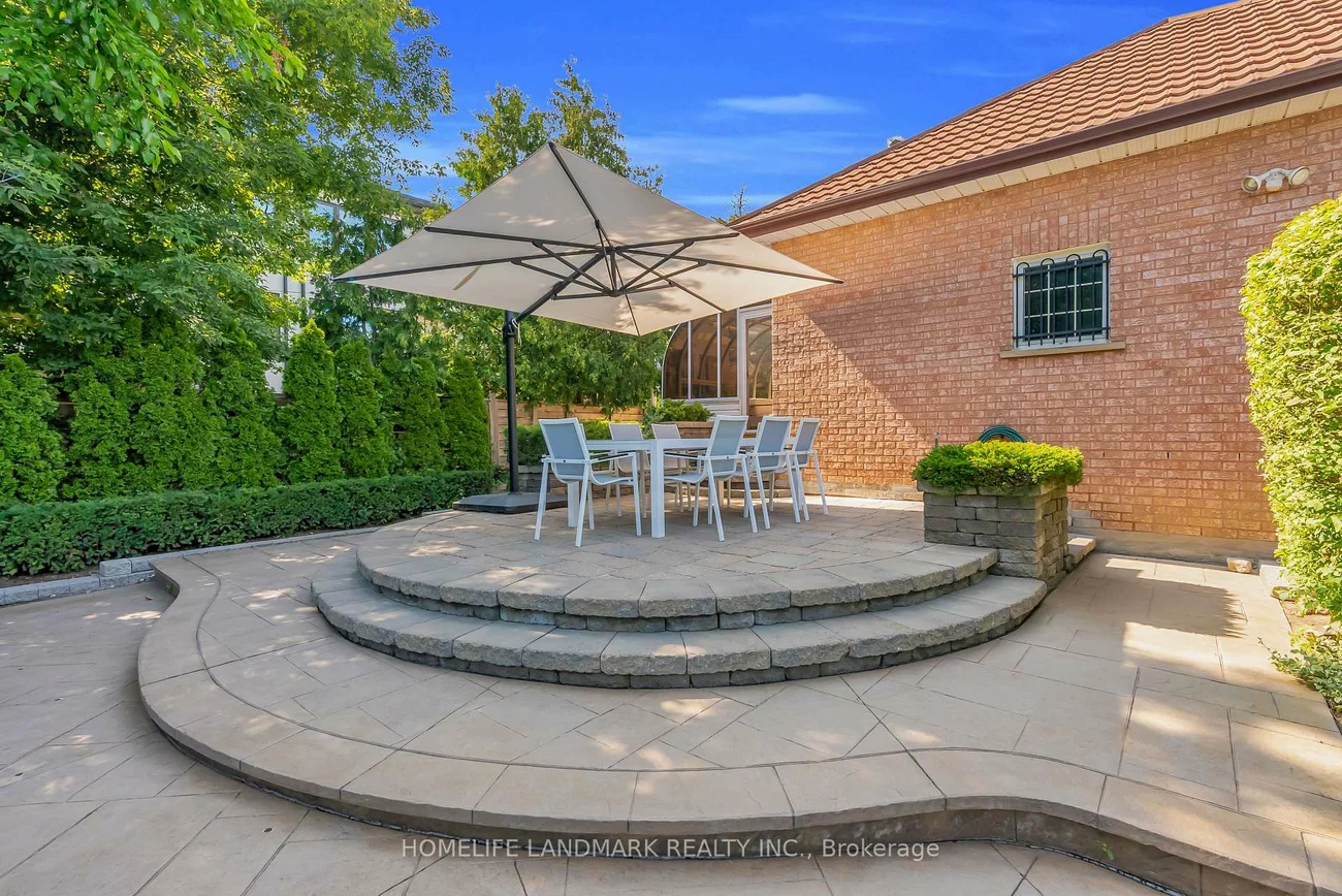 193, Codsell, Bathurst Manor, Toronto