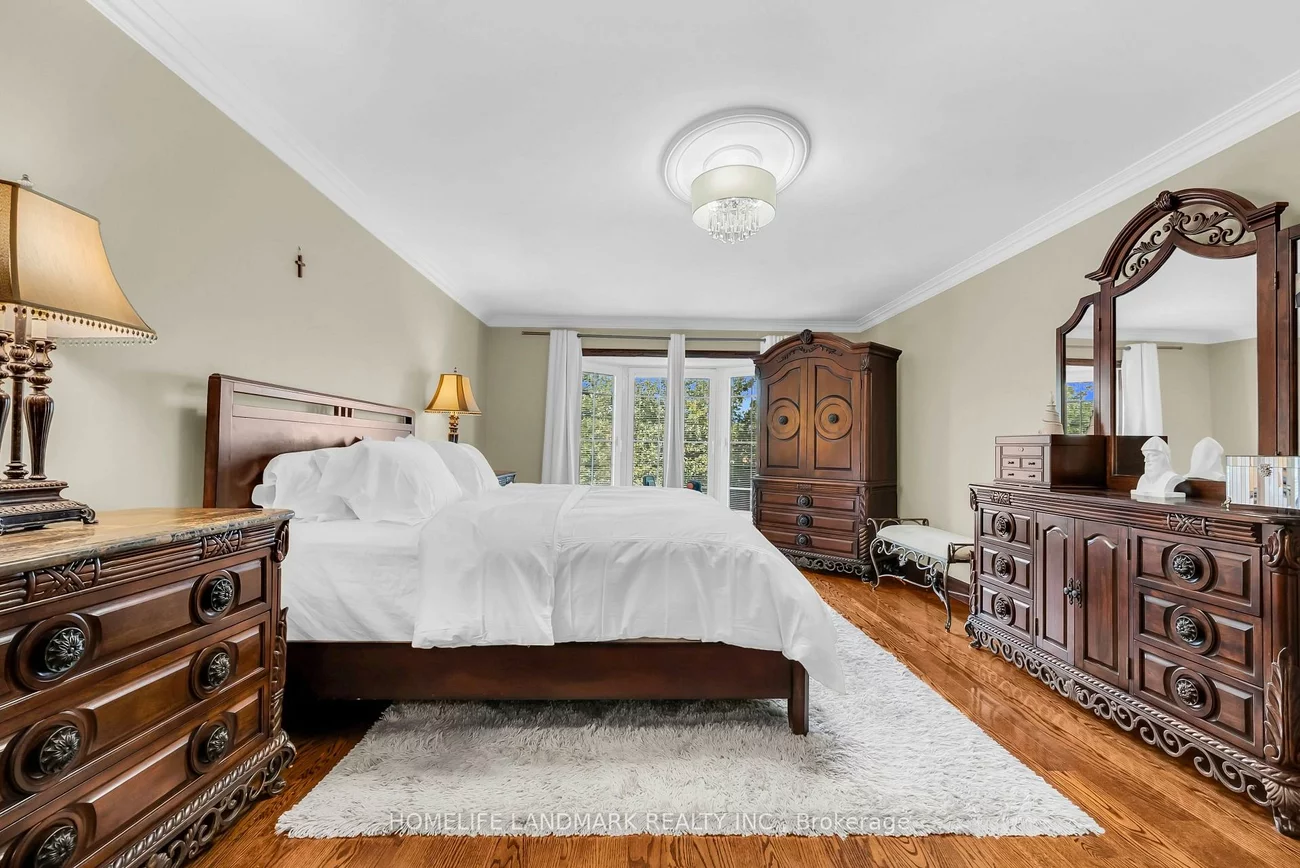 193, Codsell, Bathurst Manor, Toronto