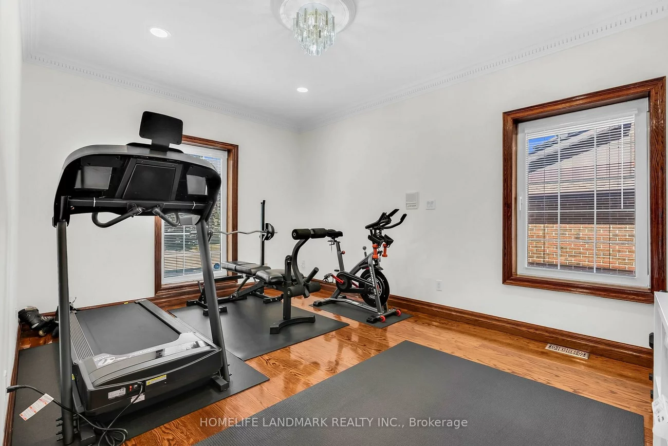193, Codsell, Bathurst Manor, Toronto