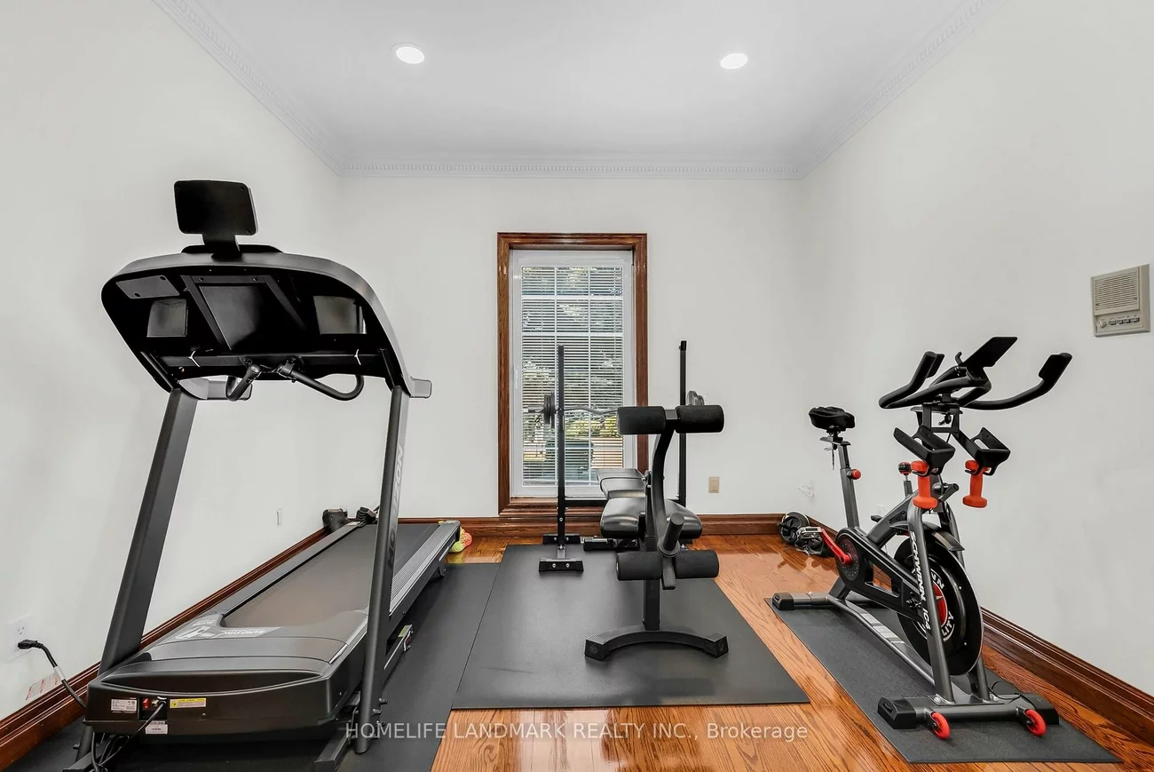 193, Codsell, Bathurst Manor, Toronto