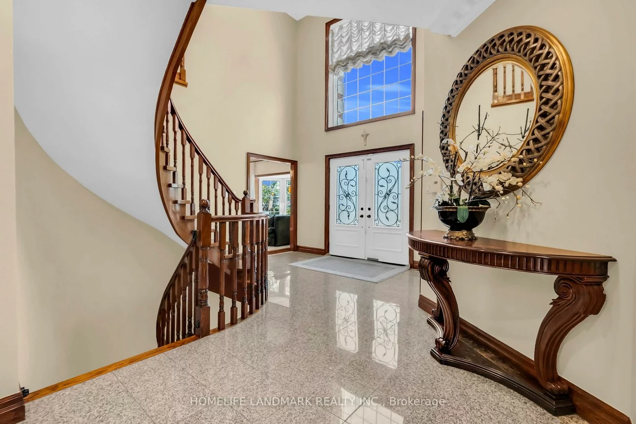 193, Codsell, Bathurst Manor, Toronto