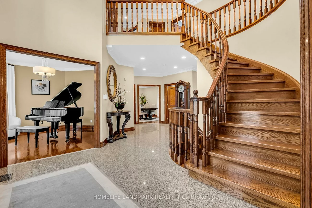 193, Codsell, Bathurst Manor, Toronto