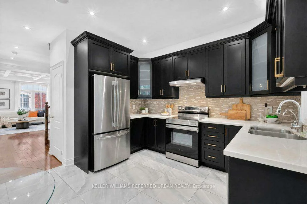 233, Finch, Willowdale East, Toronto