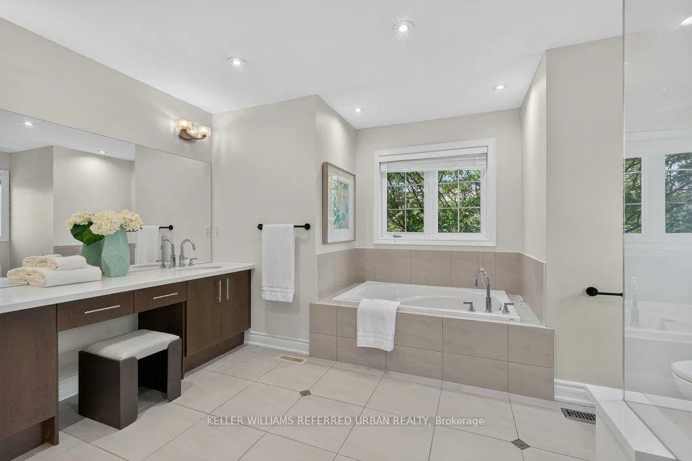 233, Finch, Willowdale East, Toronto