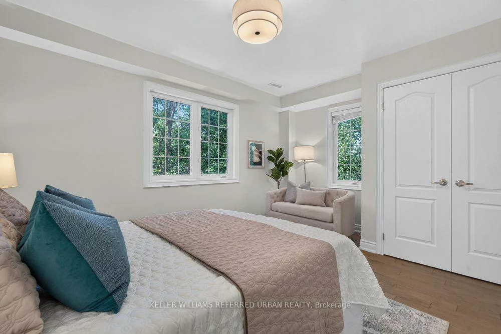 233, Finch, Willowdale East, Toronto
