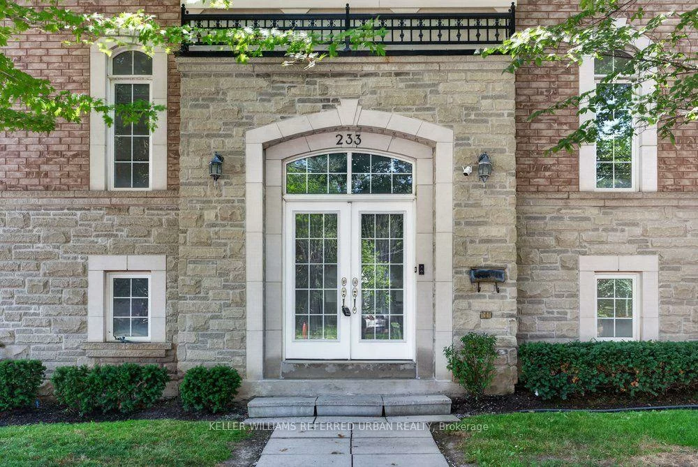 233, Finch, Willowdale East, Toronto