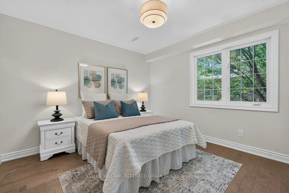 233, Finch, Willowdale East, Toronto