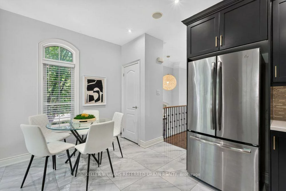 233, Finch, Willowdale East, Toronto