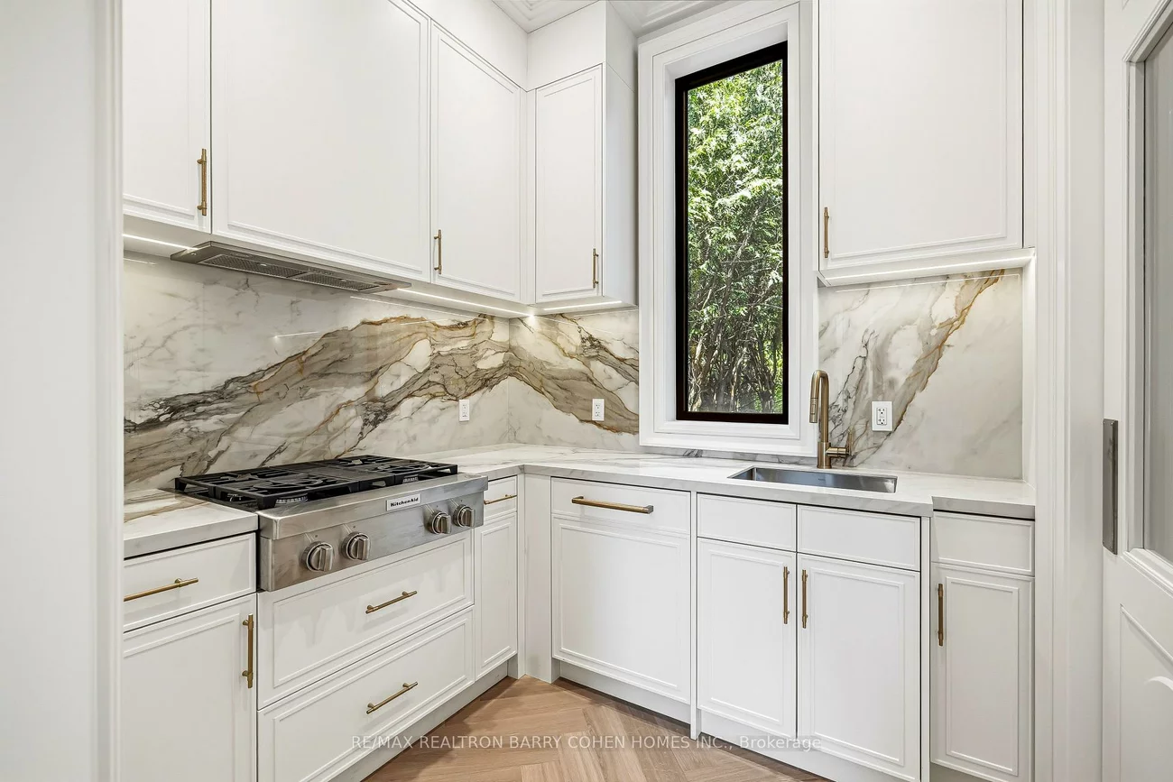 27, Penwood, Banbury-Don Mills, Toronto