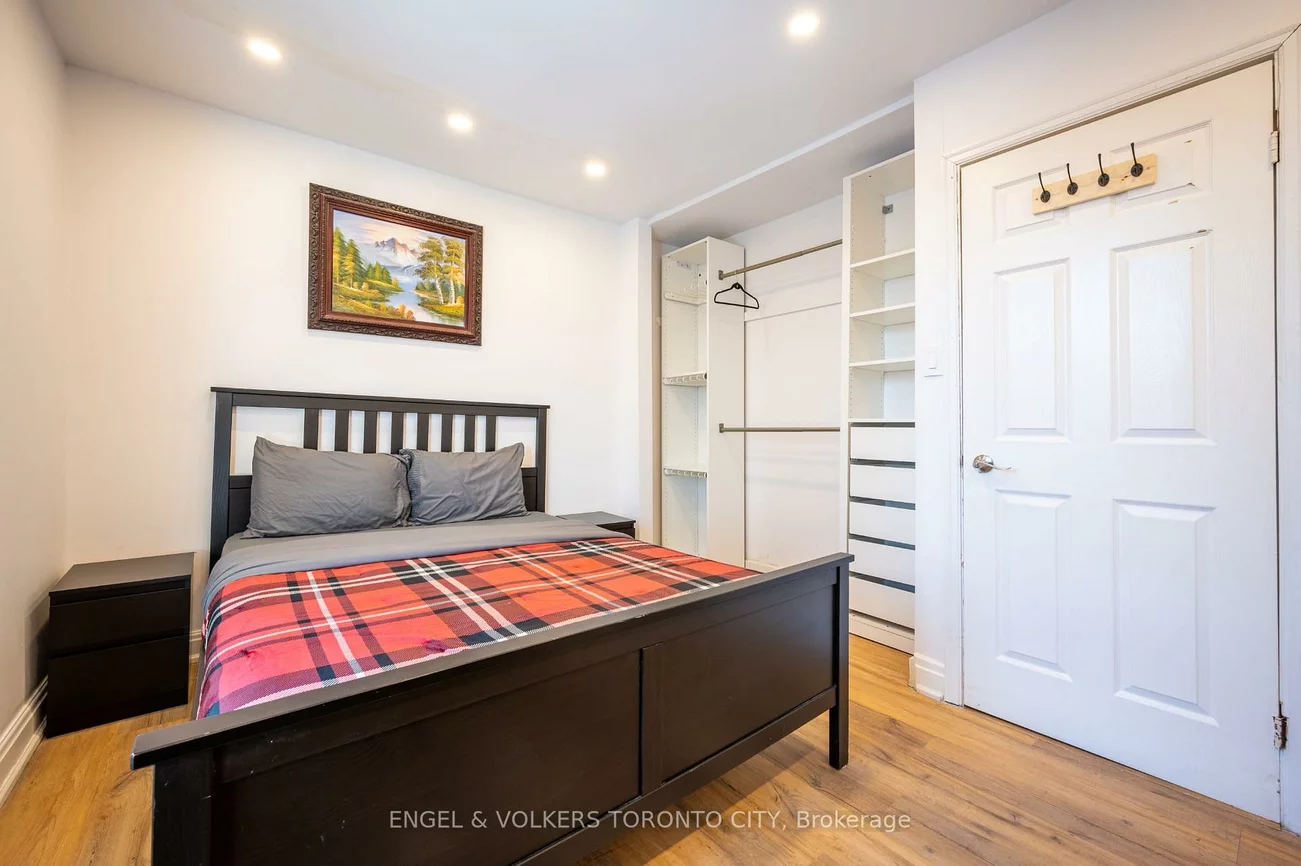 298, Seaton, Cabbagetown-South St. James Town, Toronto