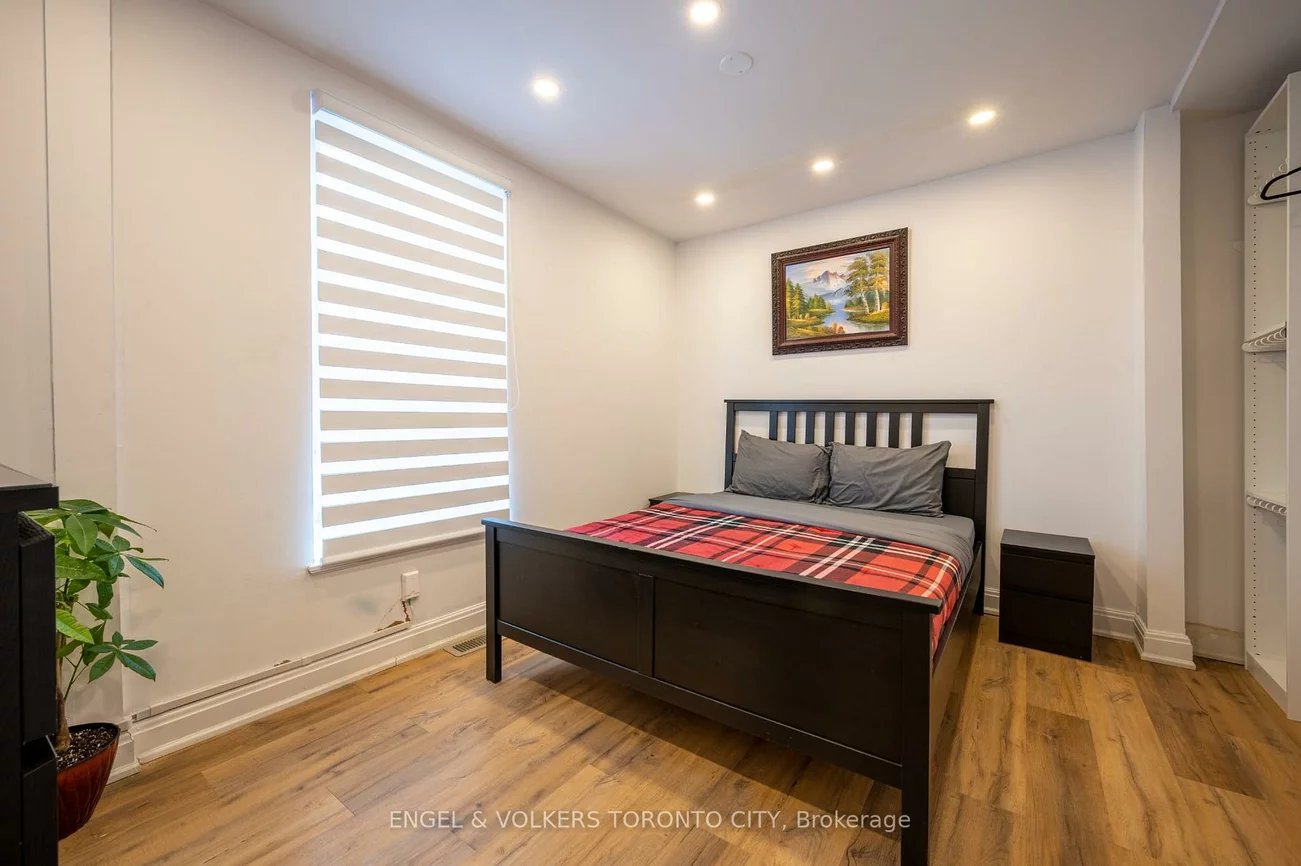 298, Seaton, Cabbagetown-South St. James Town, Toronto