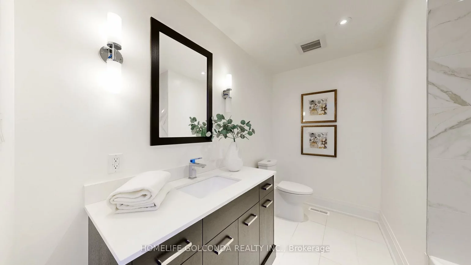 2466B, Bayview, Bridle Path-Sunnybrook-York Mills, Toronto