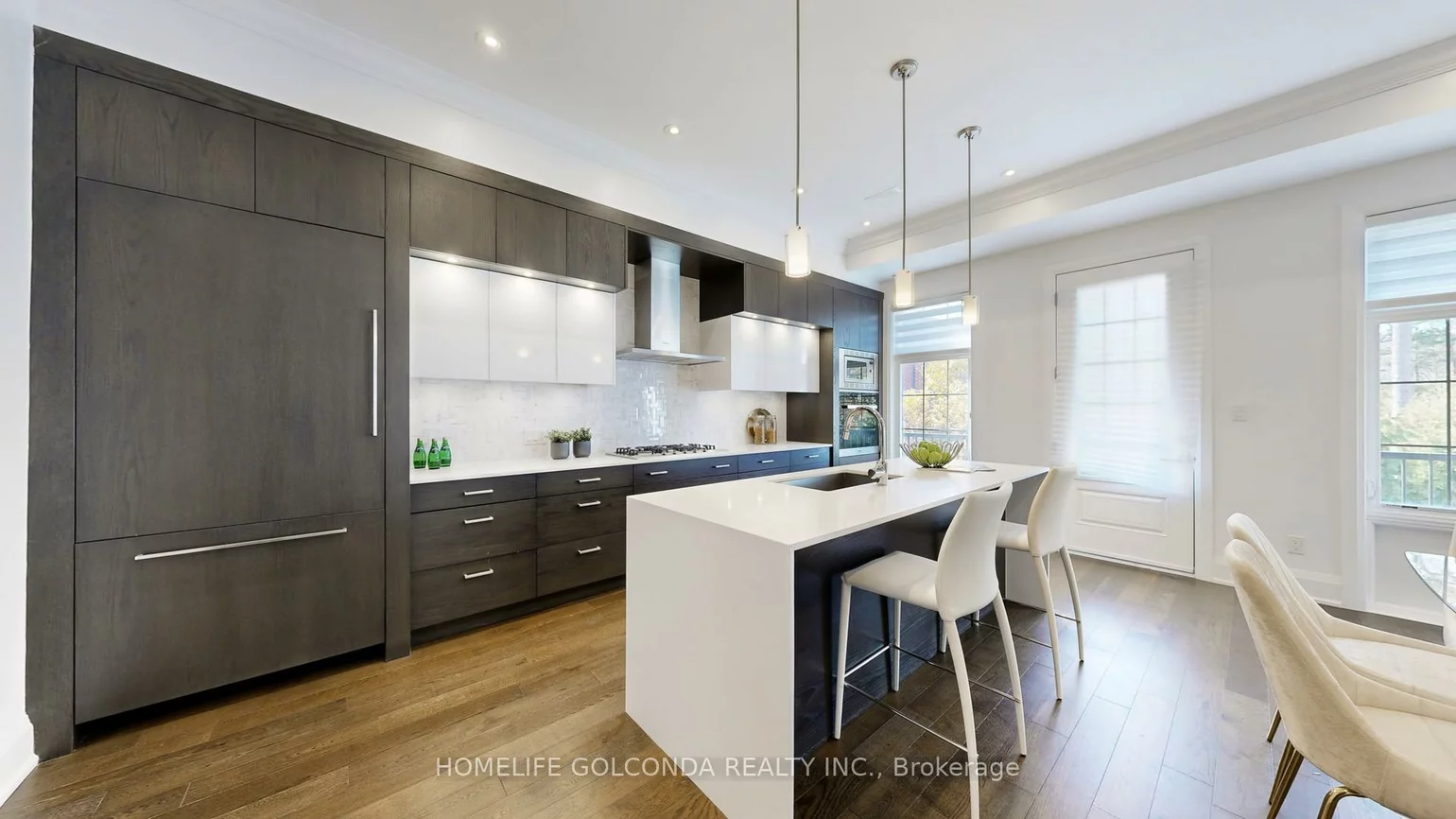2466B, Bayview, Bridle Path-Sunnybrook-York Mills, Toronto