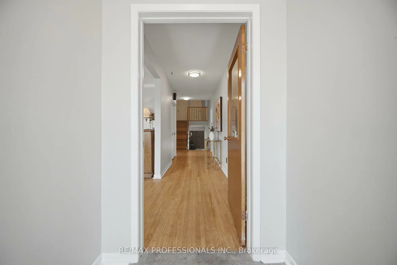 90, Peckham, Newtonbrook West, Toronto