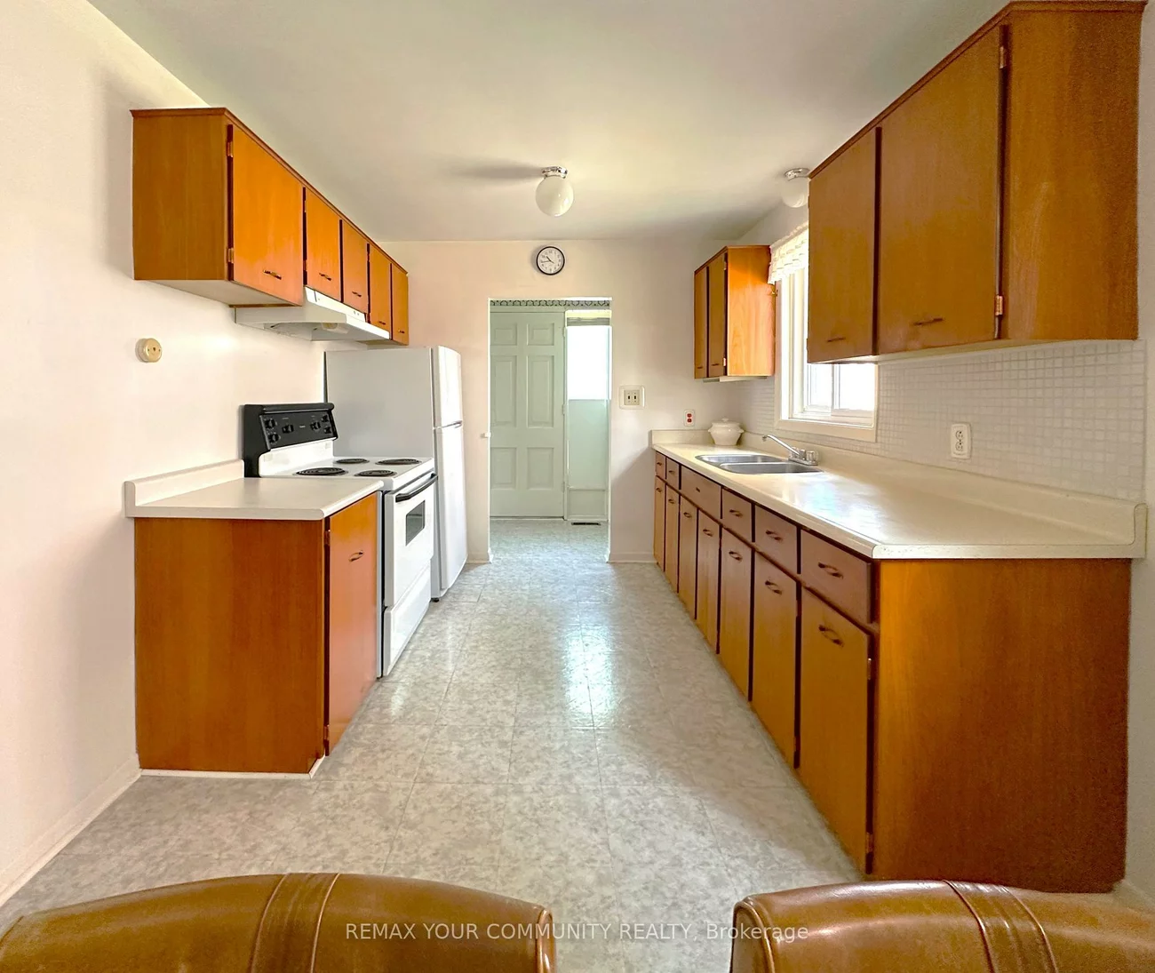 15, Resolution, Hillcrest Village, Toronto