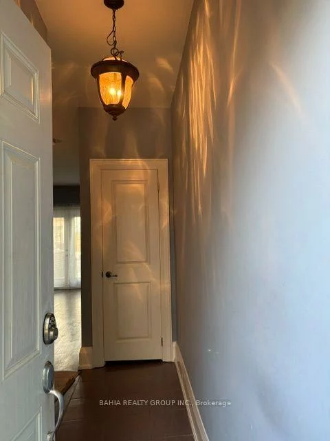 687, Richmond, Niagara, Toronto