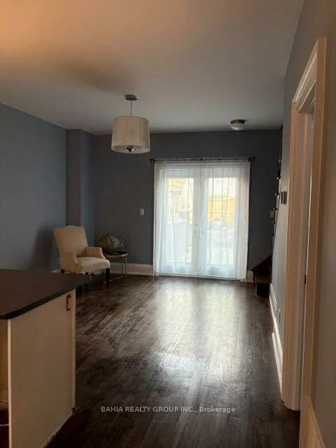 687, Richmond, Niagara, Toronto