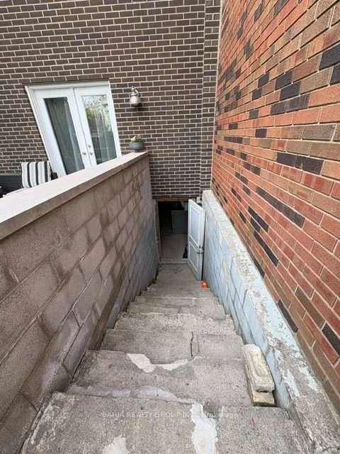 687, Richmond, Niagara, Toronto